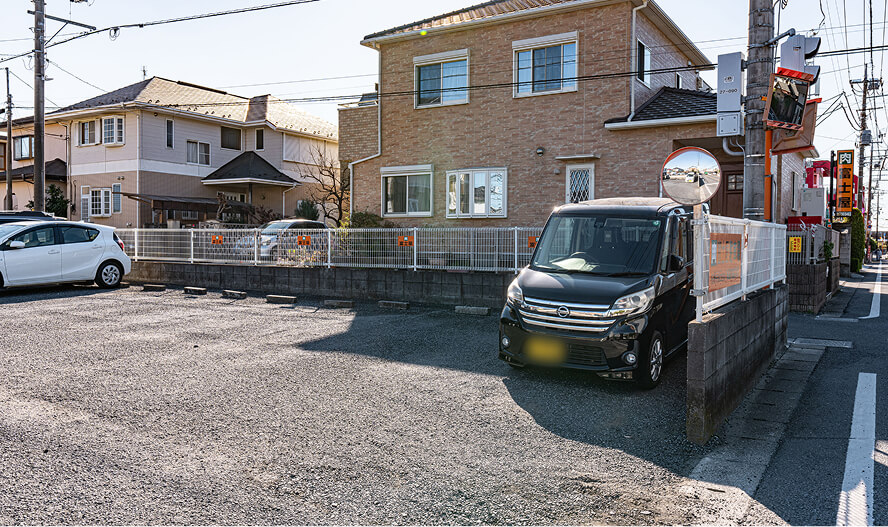近隣駐車場 道路側/右側手前5台分